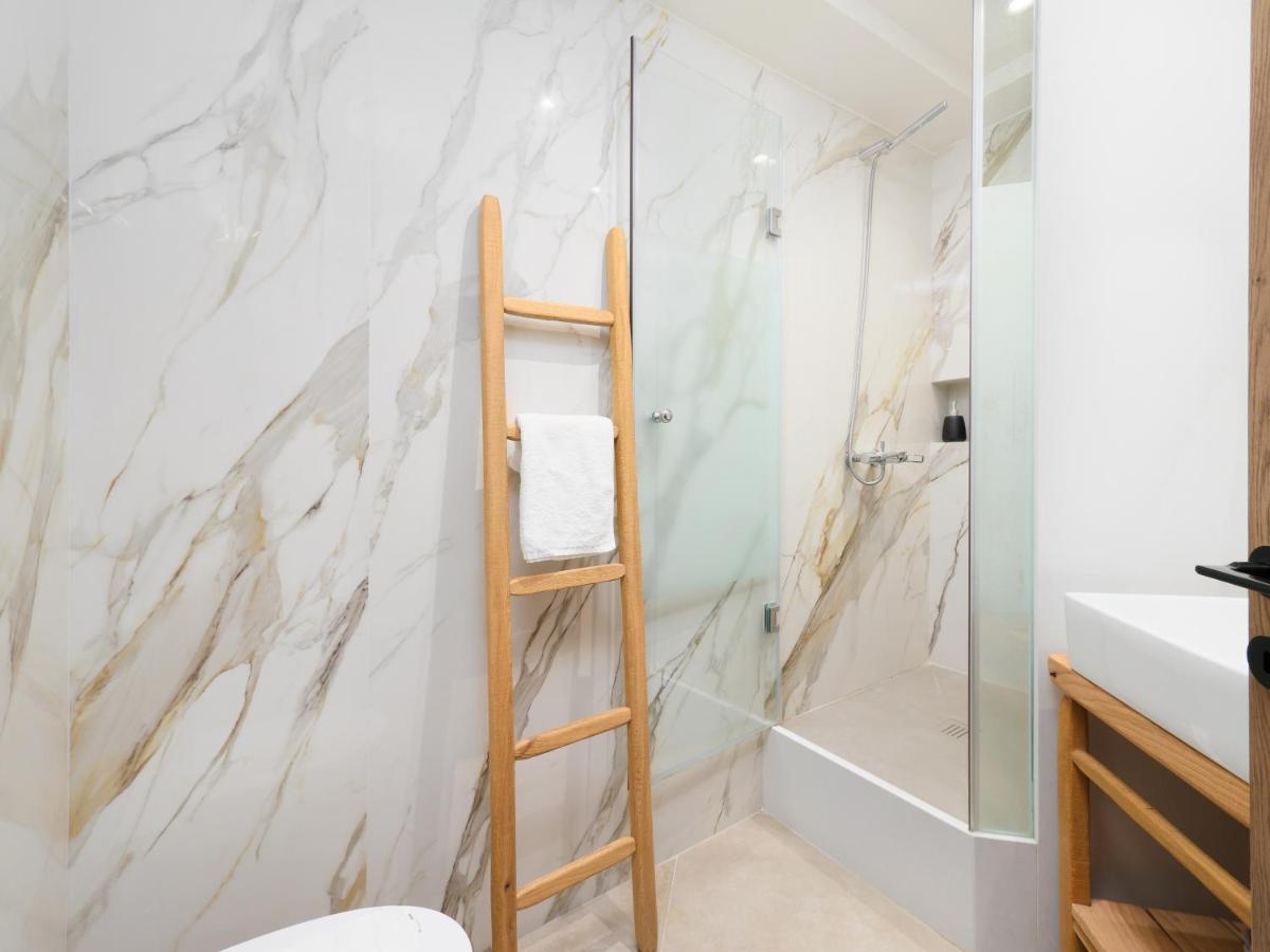 The H Experience Boutique Apartment Downtown Heraklion Екстер'єр фото