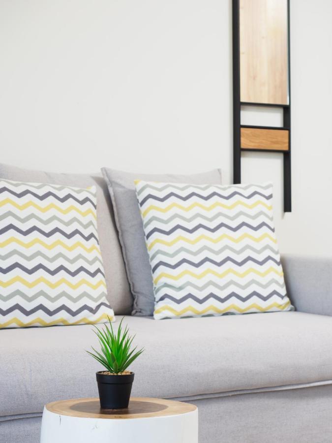 The H Experience Boutique Apartment Downtown Heraklion Екстер'єр фото